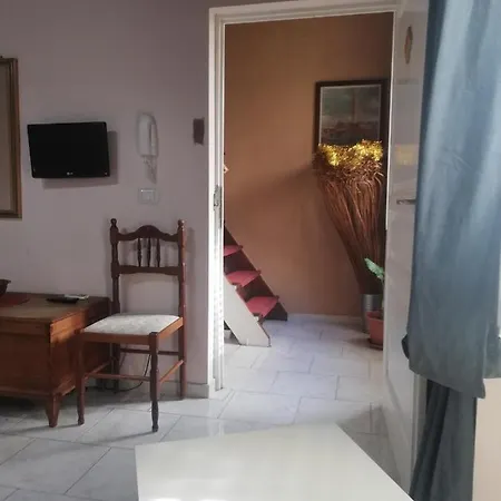 Bed & Breakfast Parva Domus *