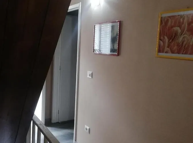 Parva Domus Alojamento de Acomodação e Pequeno-almoço 3*