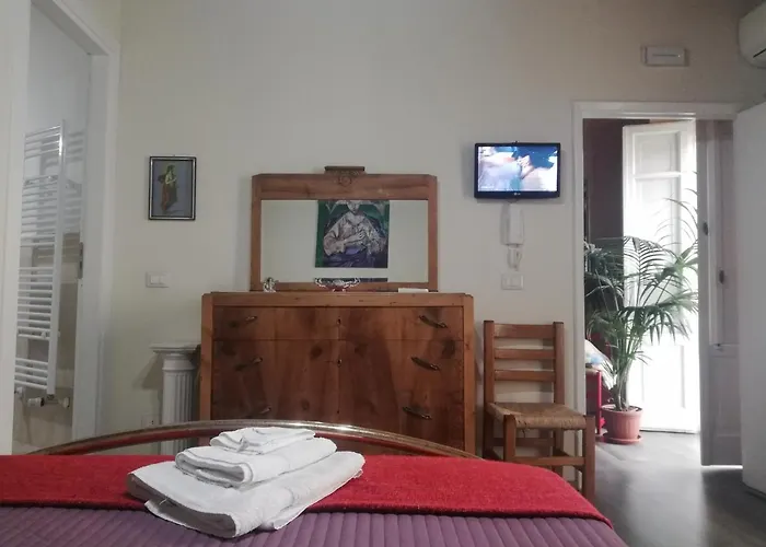 Alojamento de Acomodação e Pequeno-almoço Parva Domus Lamezia Terme