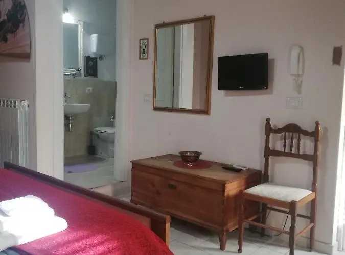 Parva Domus לינה וארוחת בוקר 3*