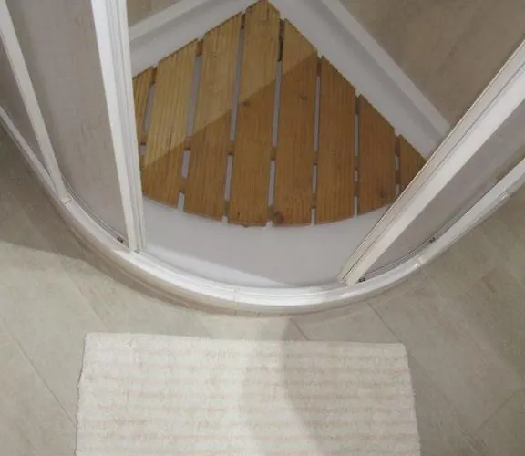 Parva Domus לינה וארוחת בוקר למזיה טרמה